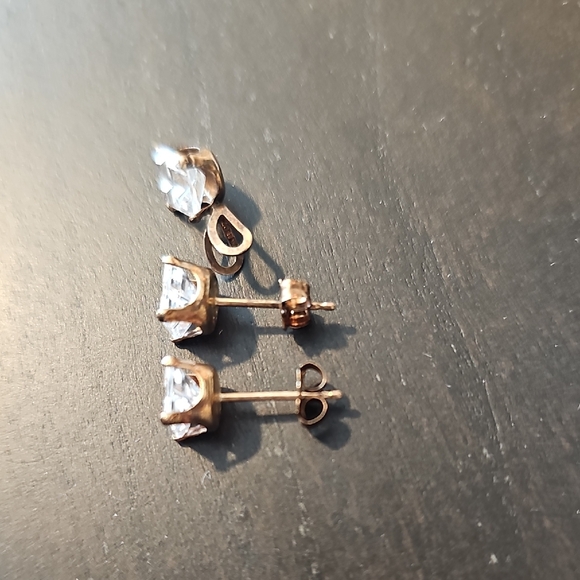 Vintage 14k Gold Plated CZ Stud Earrings And Rabbit Ear Pendant - Picture 3 of 7